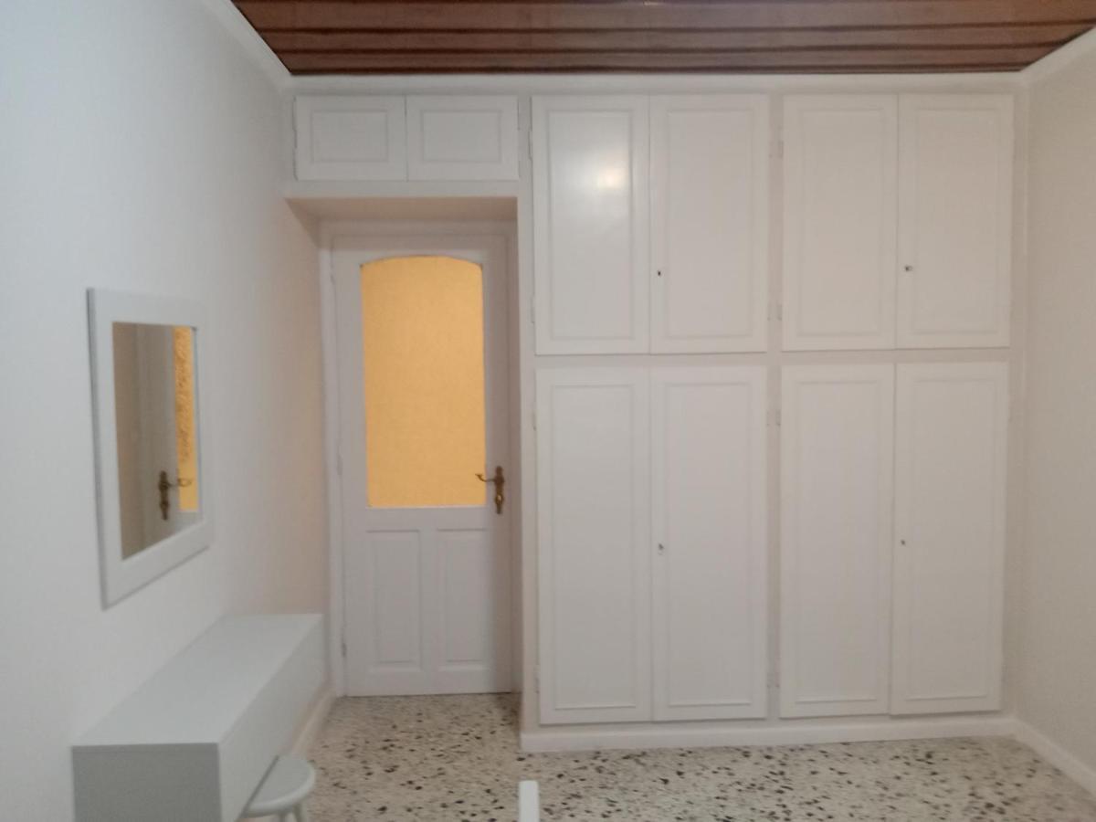 Menegis Apartment Zakynthos Exterior photo